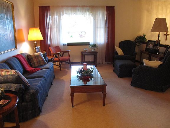 2nd image of 100 Patti Ln