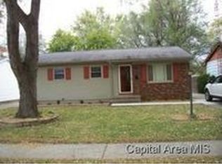 2433 Griffiths Ave, Springfield, IL 62702