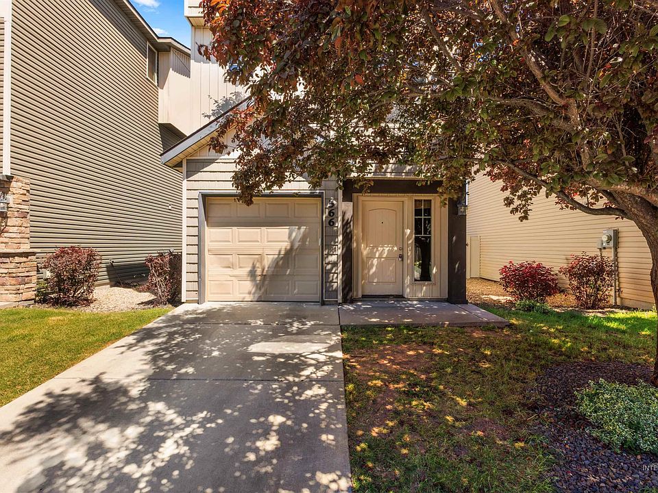 1st image of 566 Pine Island Ln