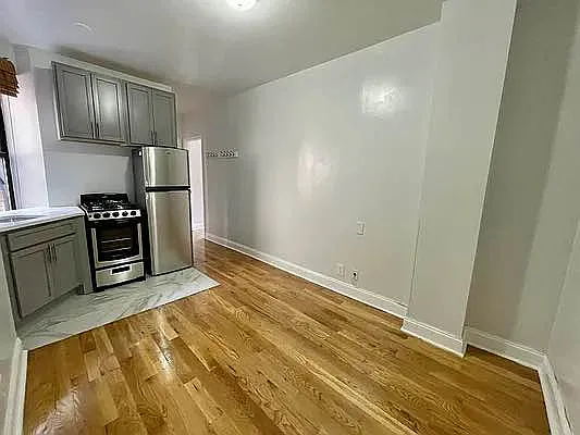 Rented by J PRESTON AND ASSOCIATES INC | media 2