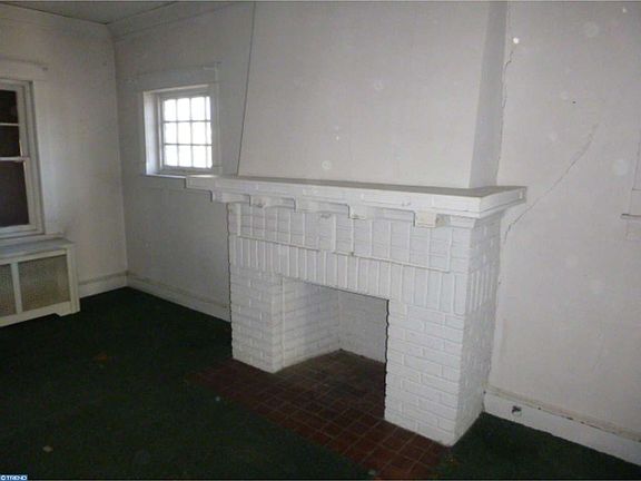 4th image of 5115 Roosevelt Blvd