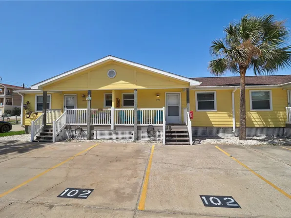1726 11th St APT 102, Port Aransas, TX 78373