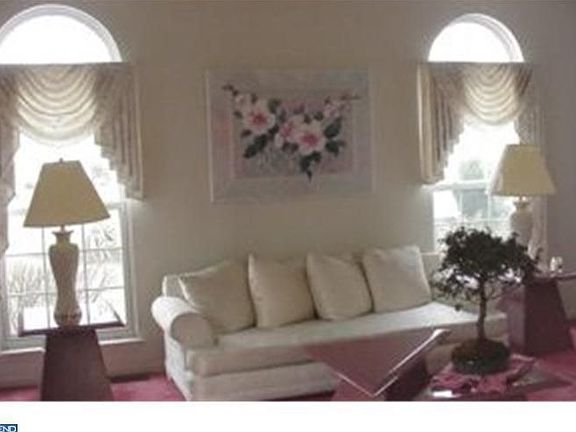2nd image of 1548 Whispering Woods Dr