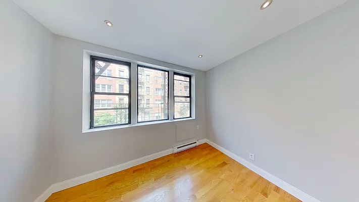 Rented by Compass | media 2