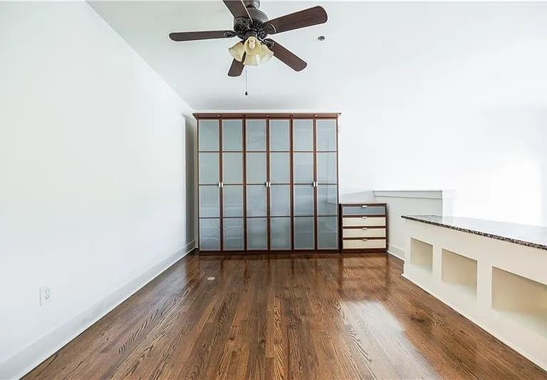 1221 Caroline St NE #201 — Photo 18