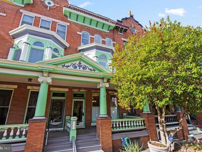 2838 Saint Paul St, Baltimore, MD, 21218