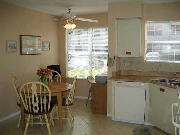3rd image of 6085 Bahia Del Mar Blvd APT 101