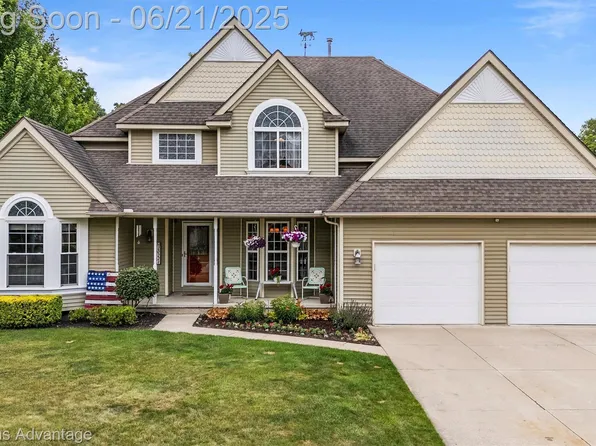 20221 Oporto Ave, Livonia, MI 48152