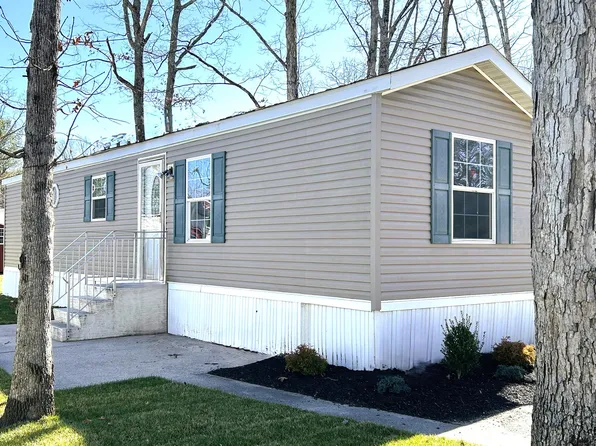 Skyline 32 Fairview Manor Plan, Fairview Manor