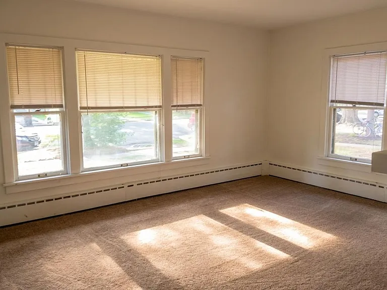 630 S Whitcomb St — Photo 3