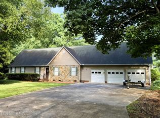 130 Canoe Ct, Mount Gilead, NC 27306