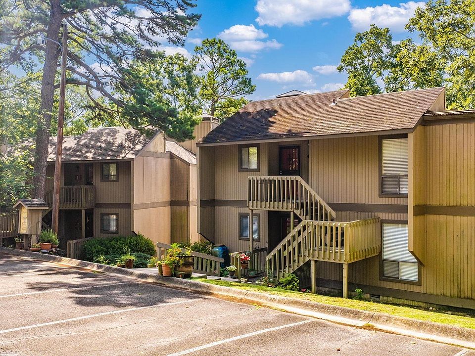 1st image of 1201 N Pierce St APT 46