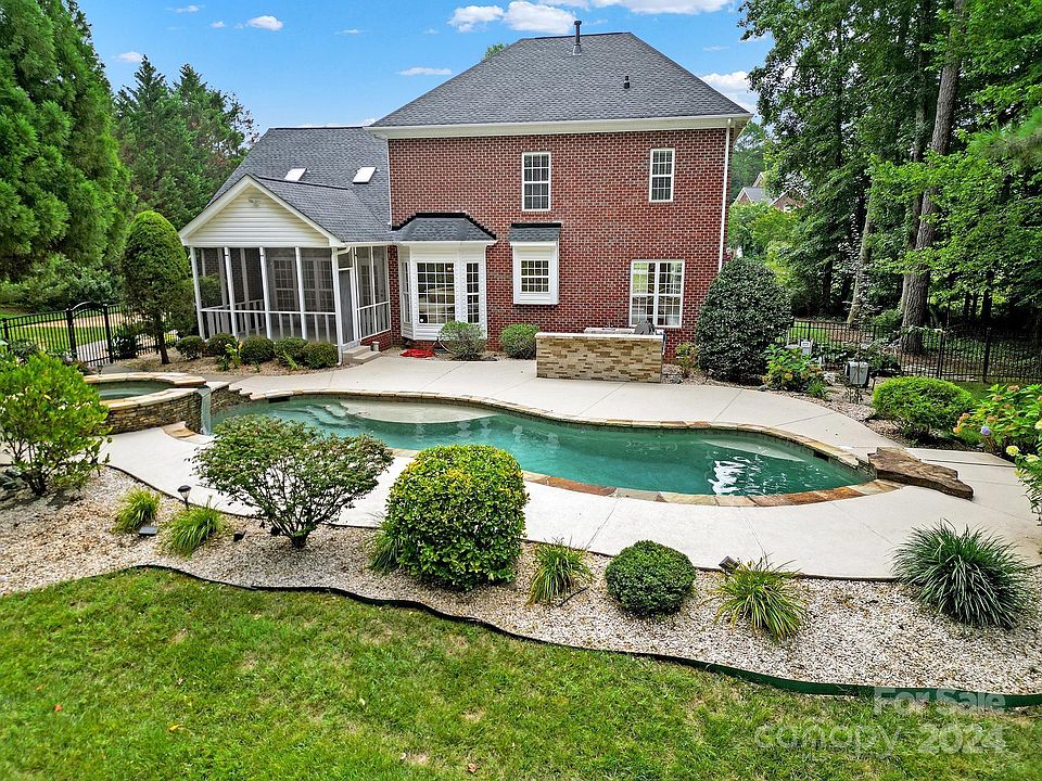1st image of 9901 Julliard Dr