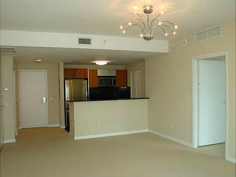1st image of 300 S Biscayne Blvd APT 2412