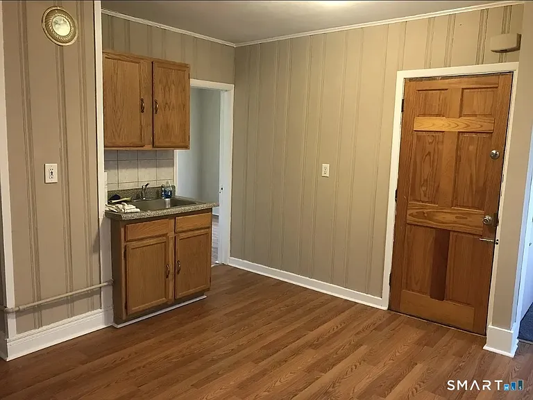 39 Pine St #2 — Photo 5