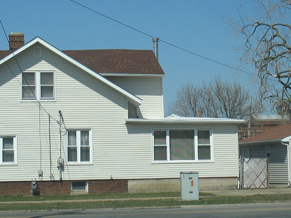 1st image of 1858 Hayes Ave