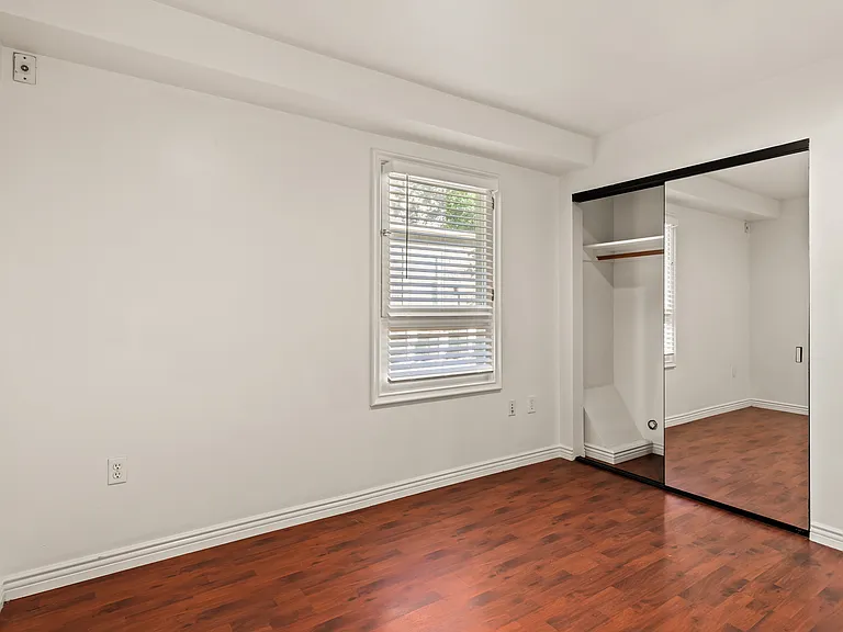 2673 Menlo Ave #3 — Photo 26