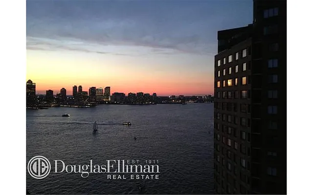 Rented by Douglas Elliman | media 19