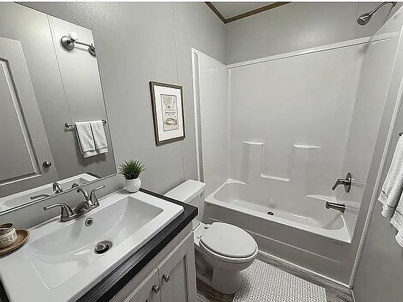 4th image of 119 Palomino Dr