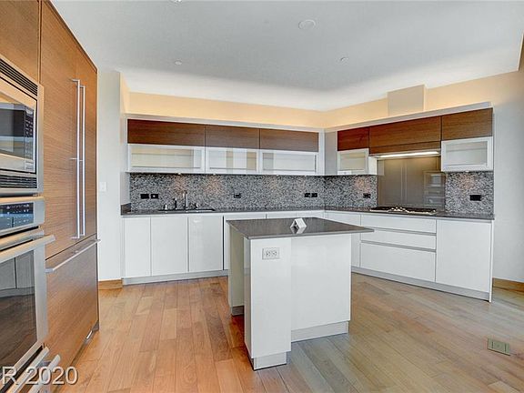 5th image of 3750 S Las Vegas Blvd #3704