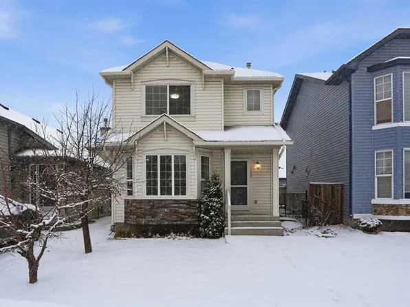 137 S Taravista Cres NE, Calgary, AB T3J 4N8