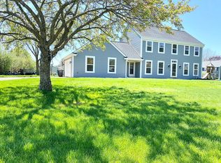 W226N2629 Aspenwood Ln, Waukesha, WI 53186