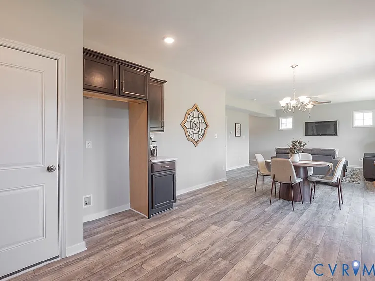 9344 Staples Mill Rd — Photo 14