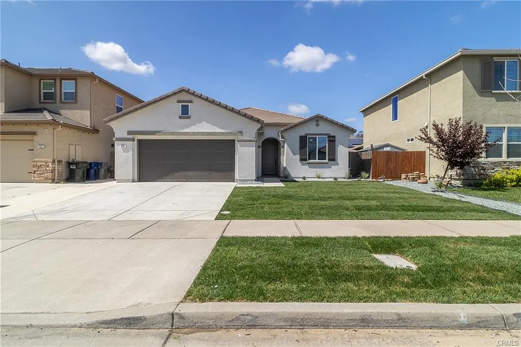 405 Denise Dr photo 1