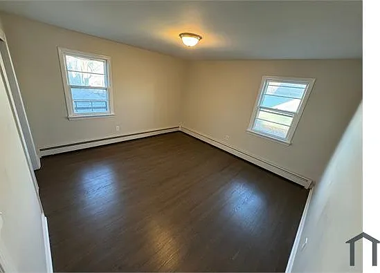 122 Elmwood Ave #2 — Photo 2