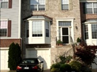 7004 Kings Manor Dr, Alexandria, VA 22315