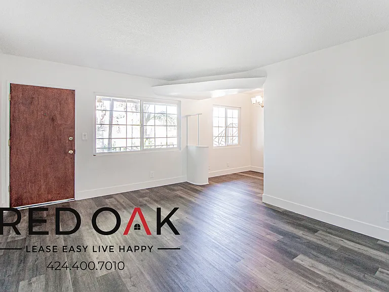 901 Centinela Ave #3 — Photo 1