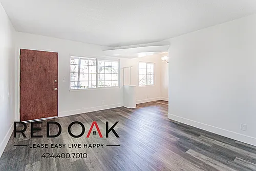 901 Centinela Ave #8 Photo 1