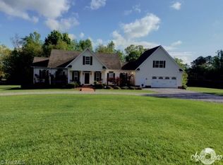 128 Plantation Rd, Dobson, NC 27017