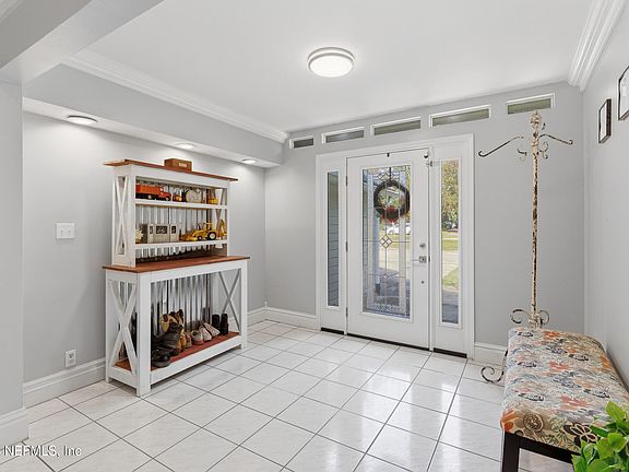 4th image of 2850 MANDARIN MEADOWS Drive S