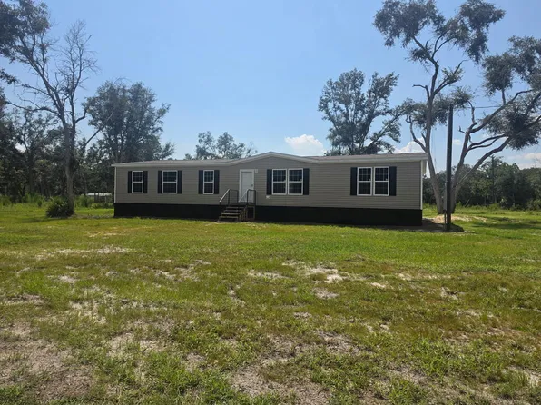 67 Bended Oak Ln, Stockton, GA 31649