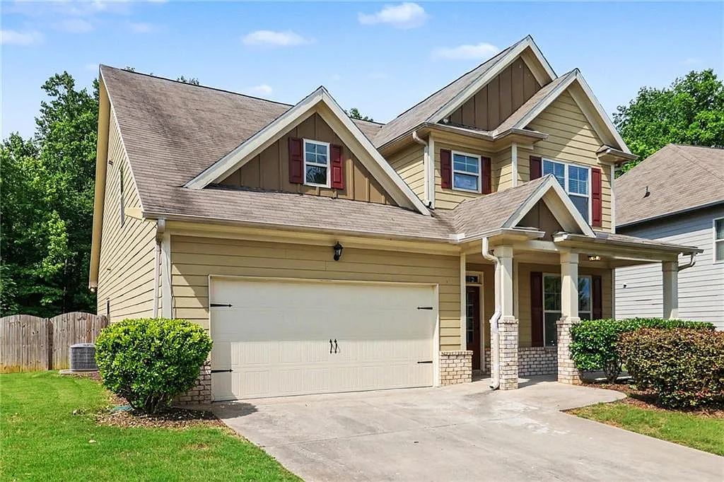 4 bed, 3.5 bath, 2708 sqft, $2,495 — Photo 1