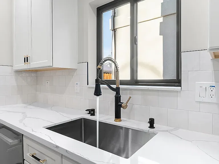 141 Birch St #A — Photo 9