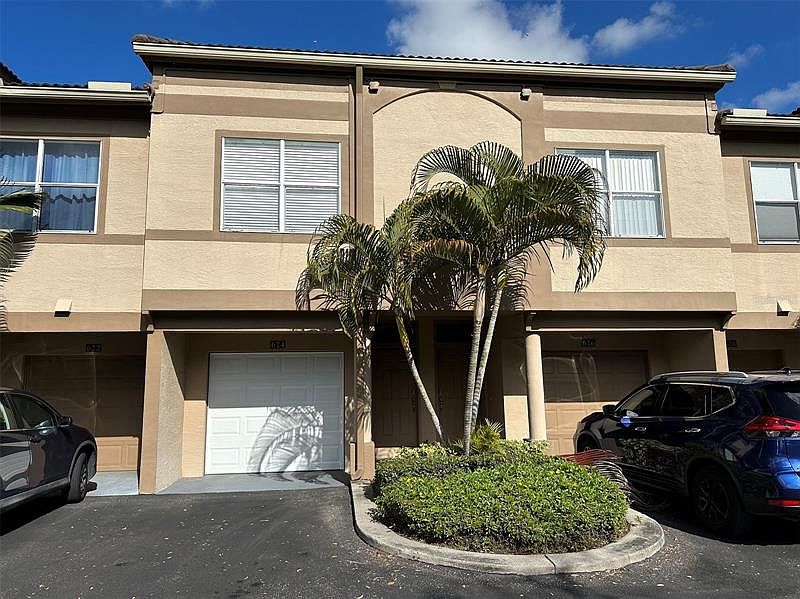 1st image of 624 Arbor Lake Ln #624