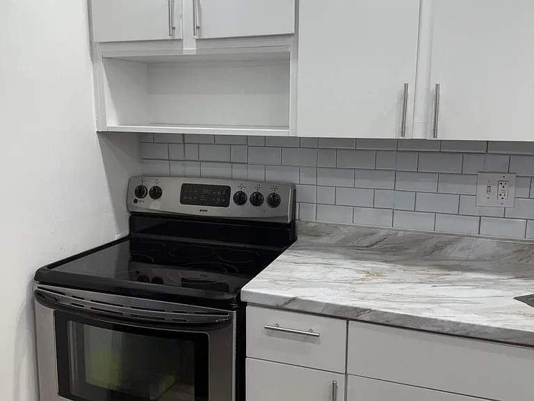 5750 NW 64th Ave #106 — Photo 3