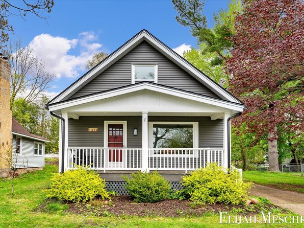 1344 Covell Ave NW, Grand Rapids, MI 49504