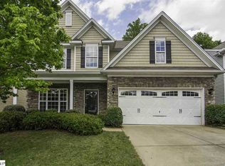 16 Knoll Ridge Dr, Greer, SC 29650