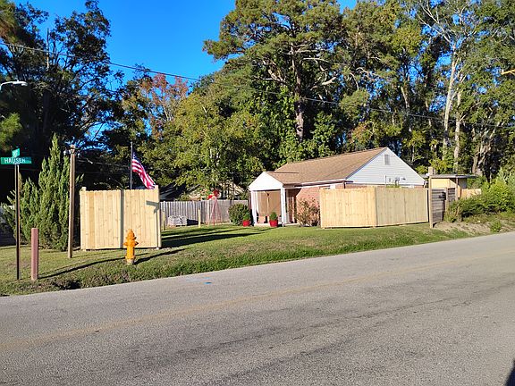 Corner Lot on Cul d Sac