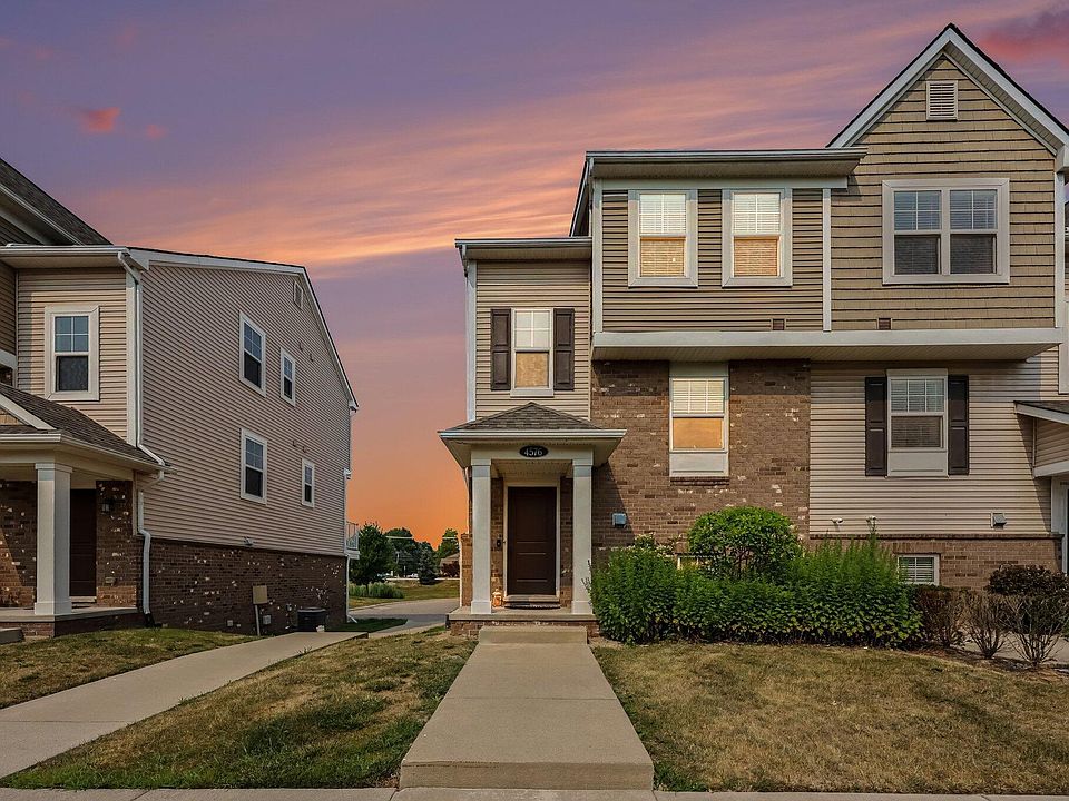 1st image of 4576 Bradley Cir Unit 25