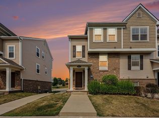 4576 Bradley Cir Unit 25, Troy, MI 48085
