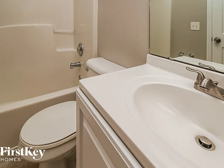 2826 Redbud Ct — Photo 13