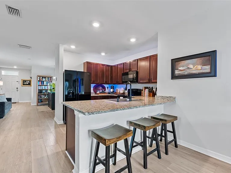 10918 Trailing Vine Dr — Photo 13