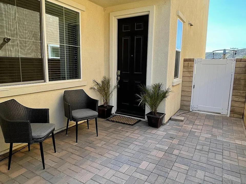 22530 Brightwood Pl