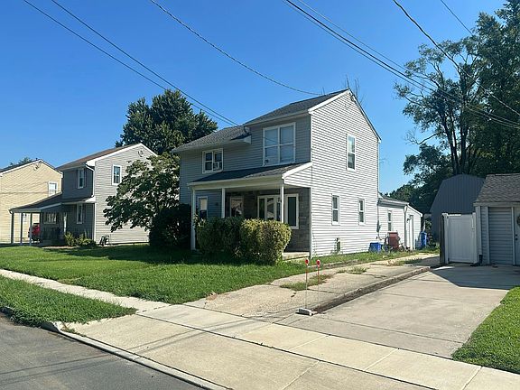 2nd image of 443 N Coles Ave