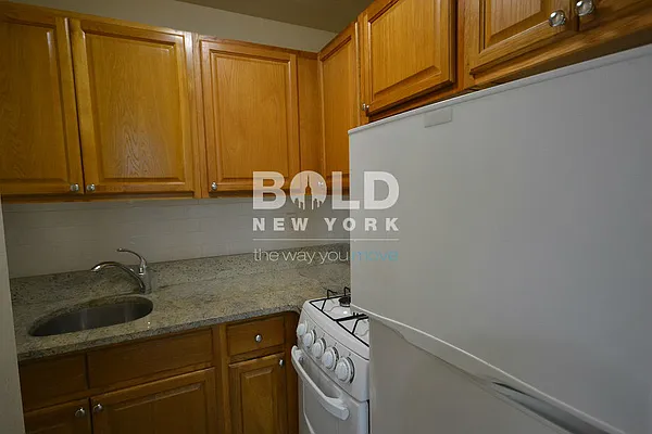 Rented by Bold New York | media 17
