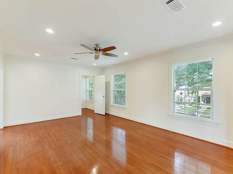 2343 Shakespeare St #2 — Photo 5